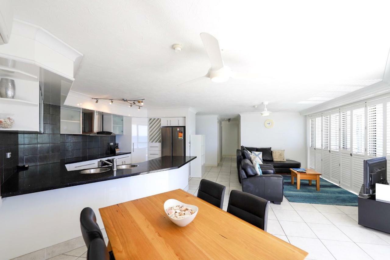 Two-Bedroom Deluxe Apartment - High Floor