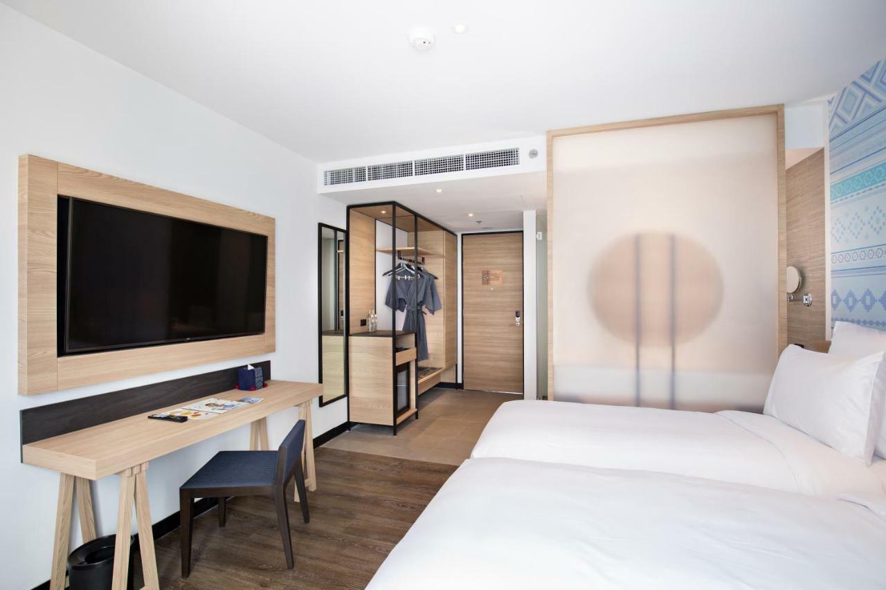 Superior Twin Room with Balcony