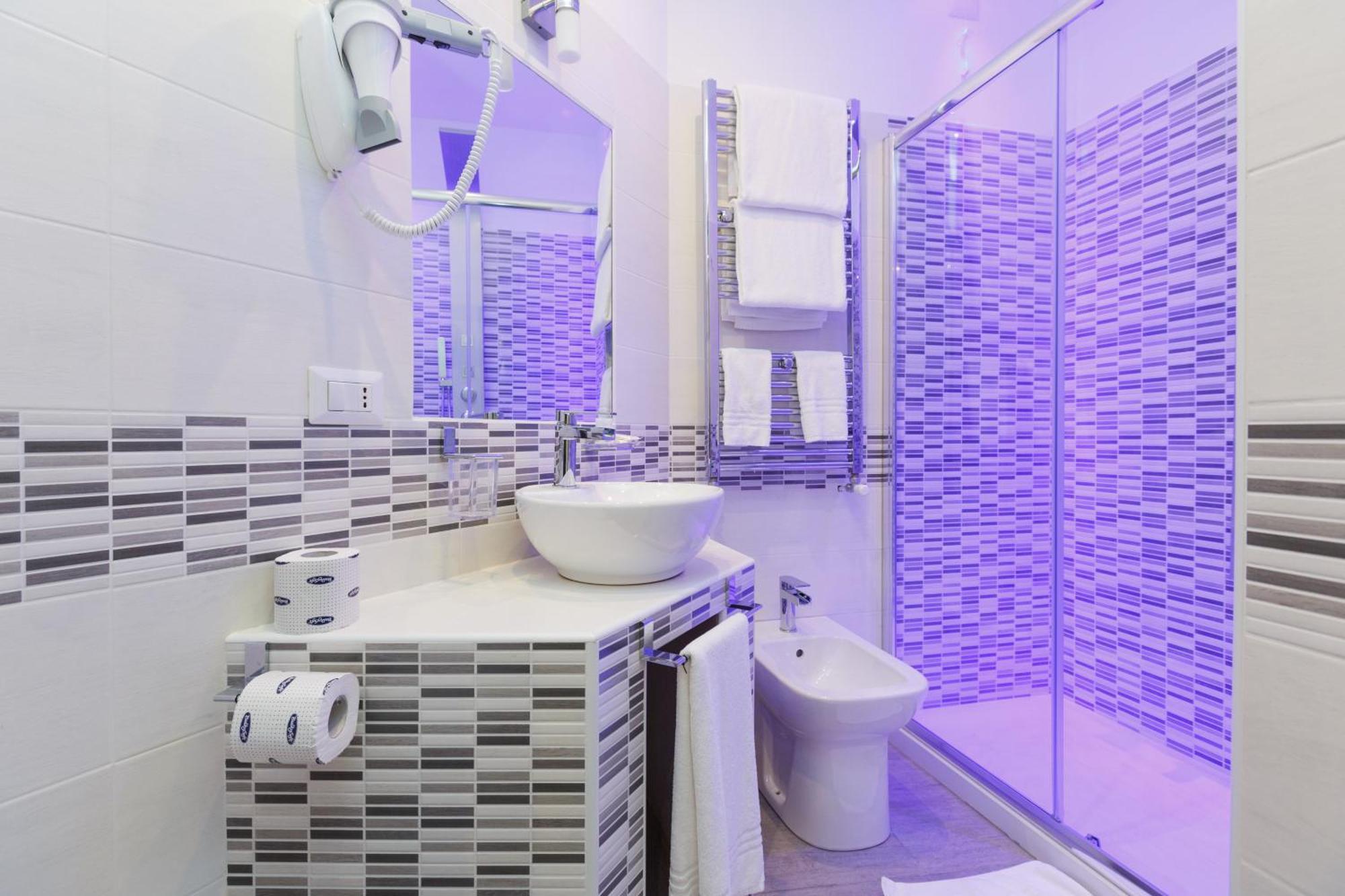 Triple Room with Private Bathroom