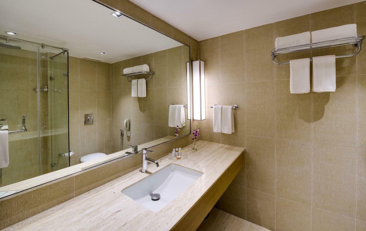 Executive Suite with 15% discount on laundry