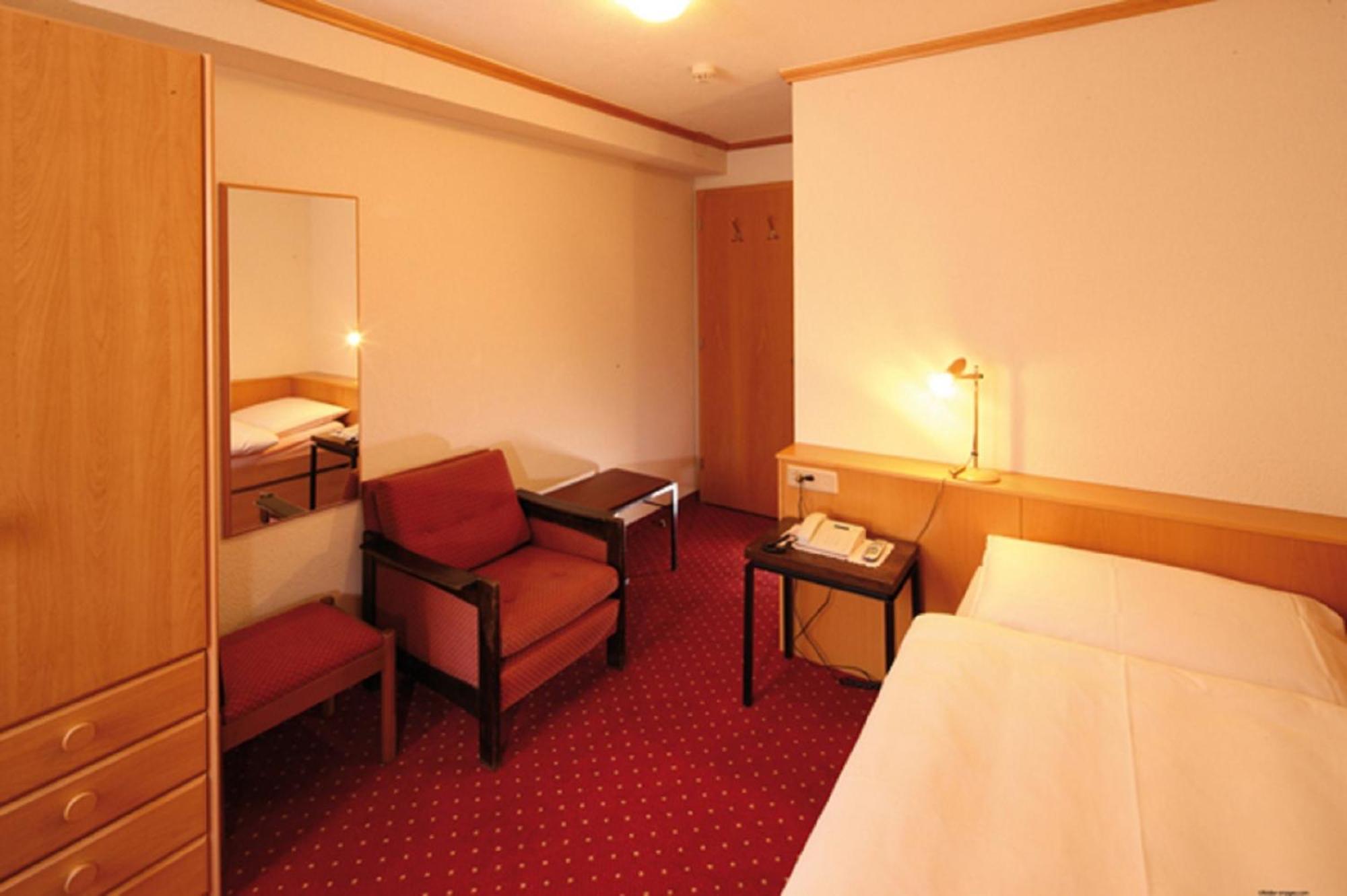 Single Room Riverside