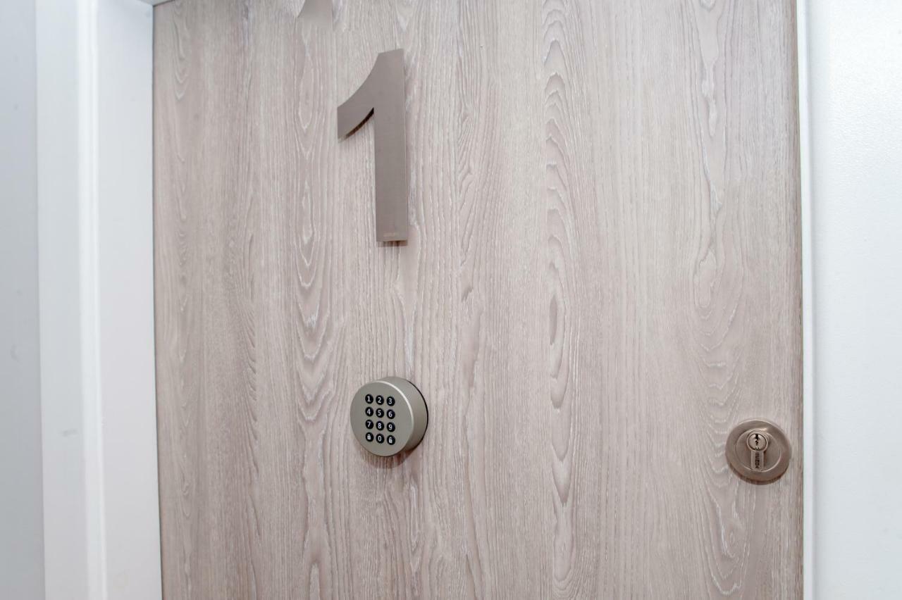 Apartment,1297234090:JPEG