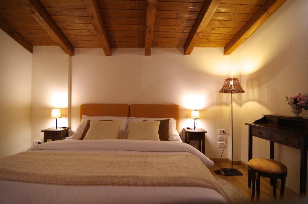 Large Double or Twin Room