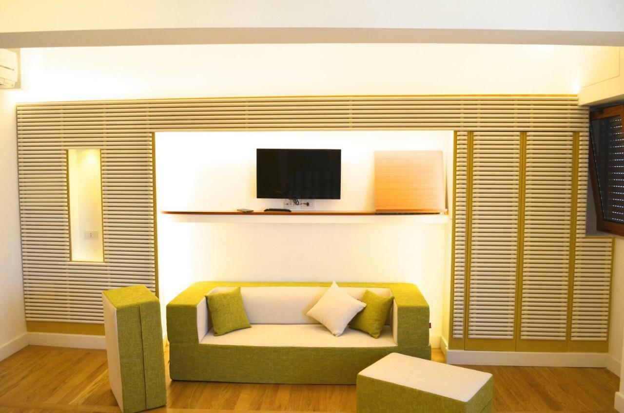 Deluxe Suite with Spa Bath