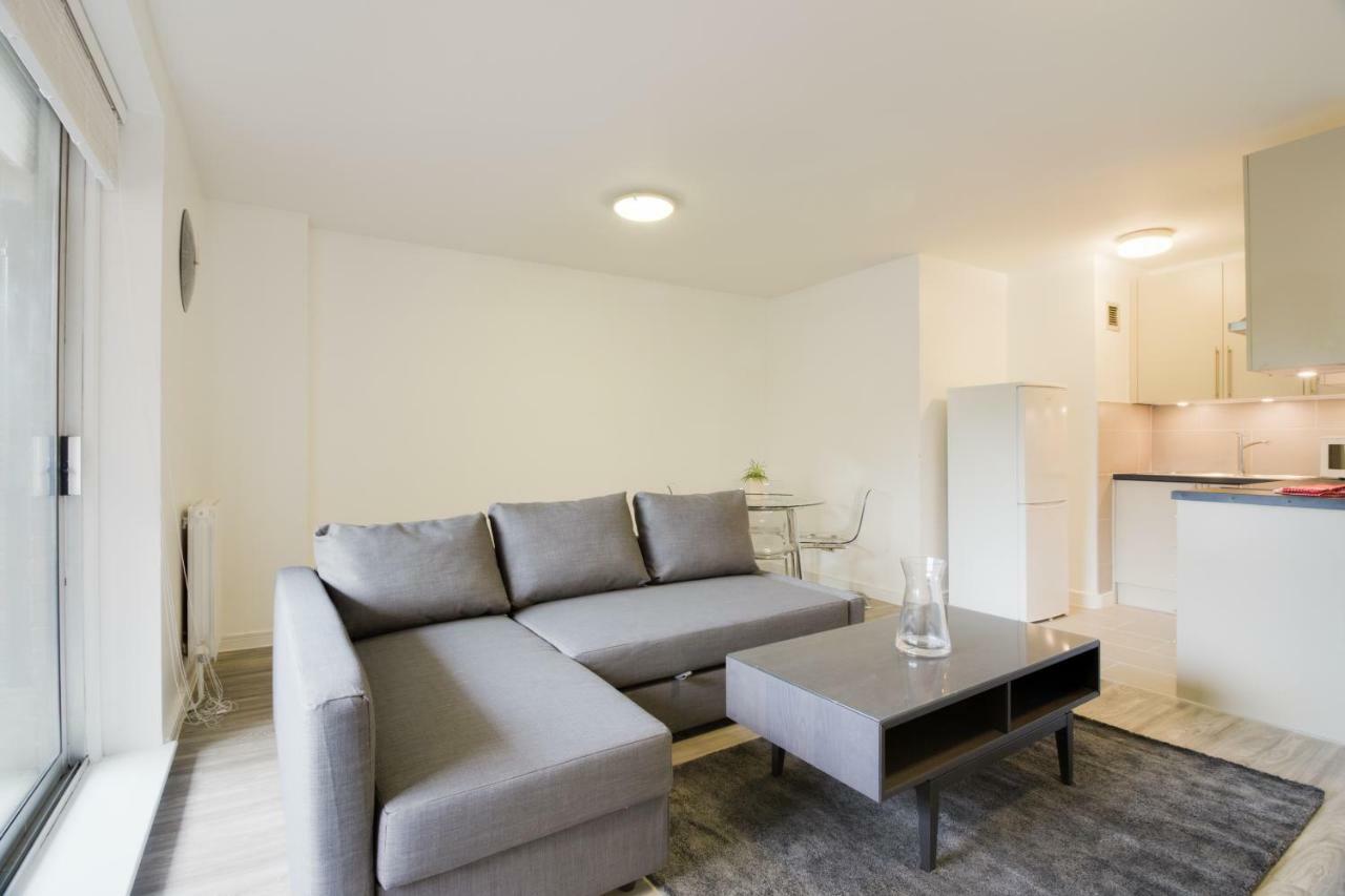 Superior One-Bedroom Apartment with Balcony