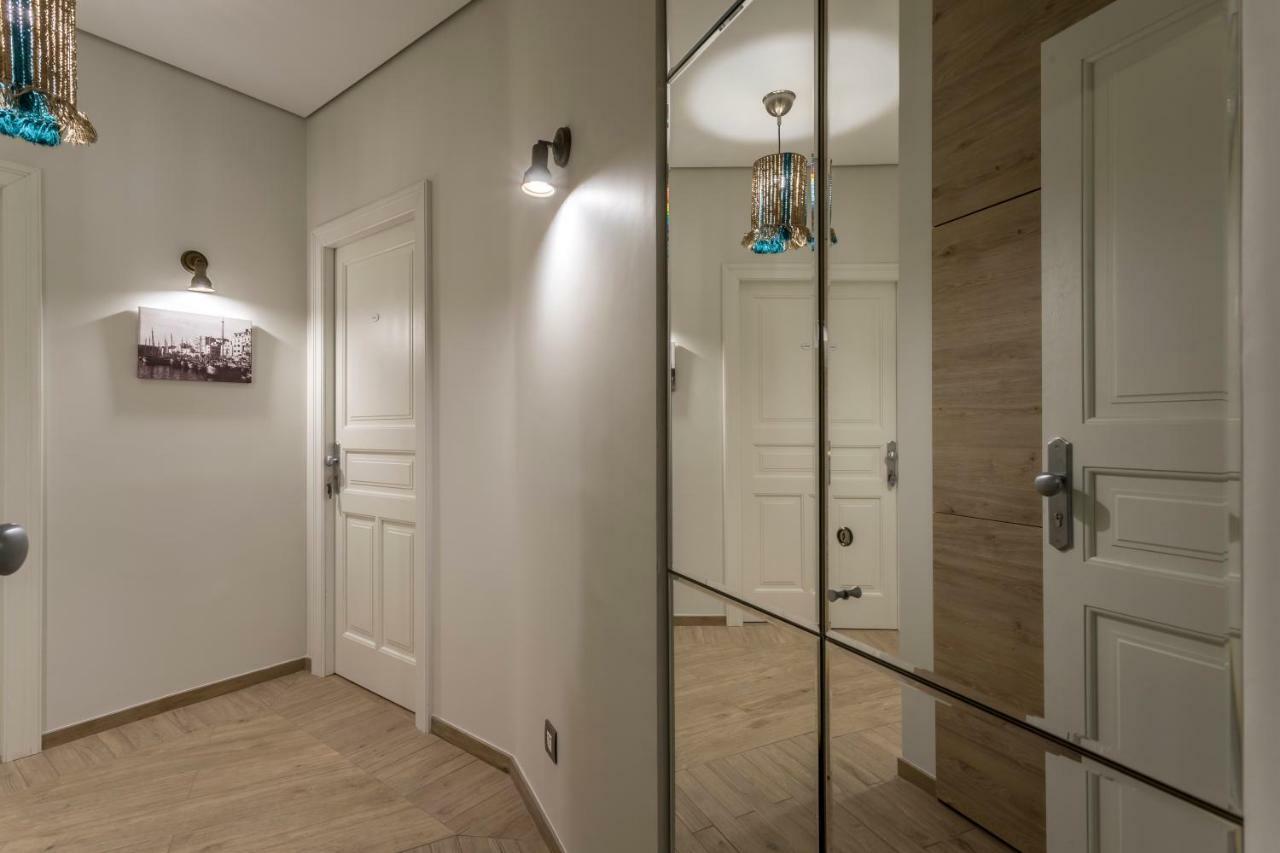 Deluxe Double Room with Balcony and Sea View