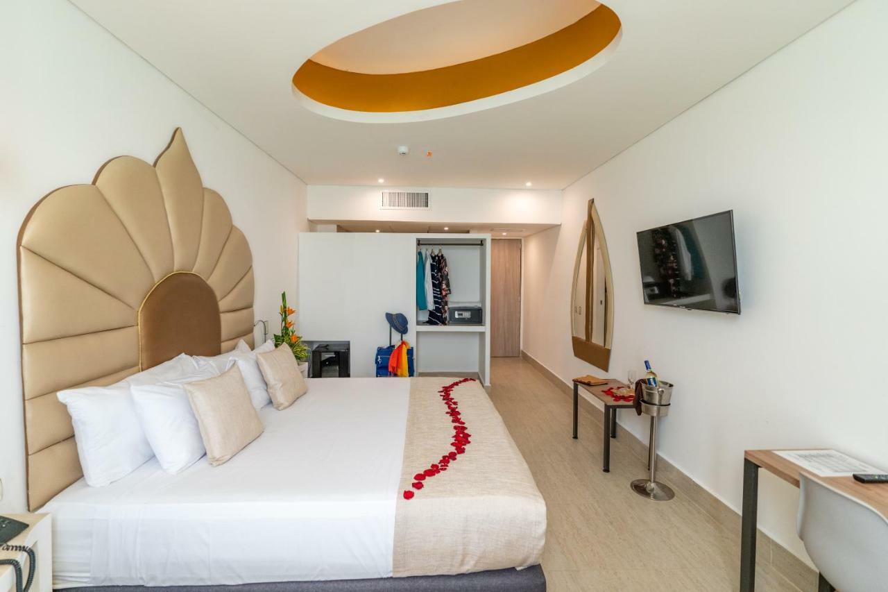 Superior Ocean View (2 Adults)