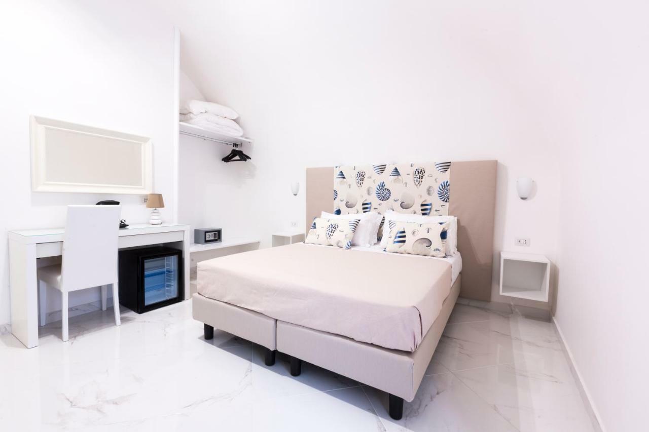 Deluxe Double or Twin Room Balcony,891664348:JPEG
