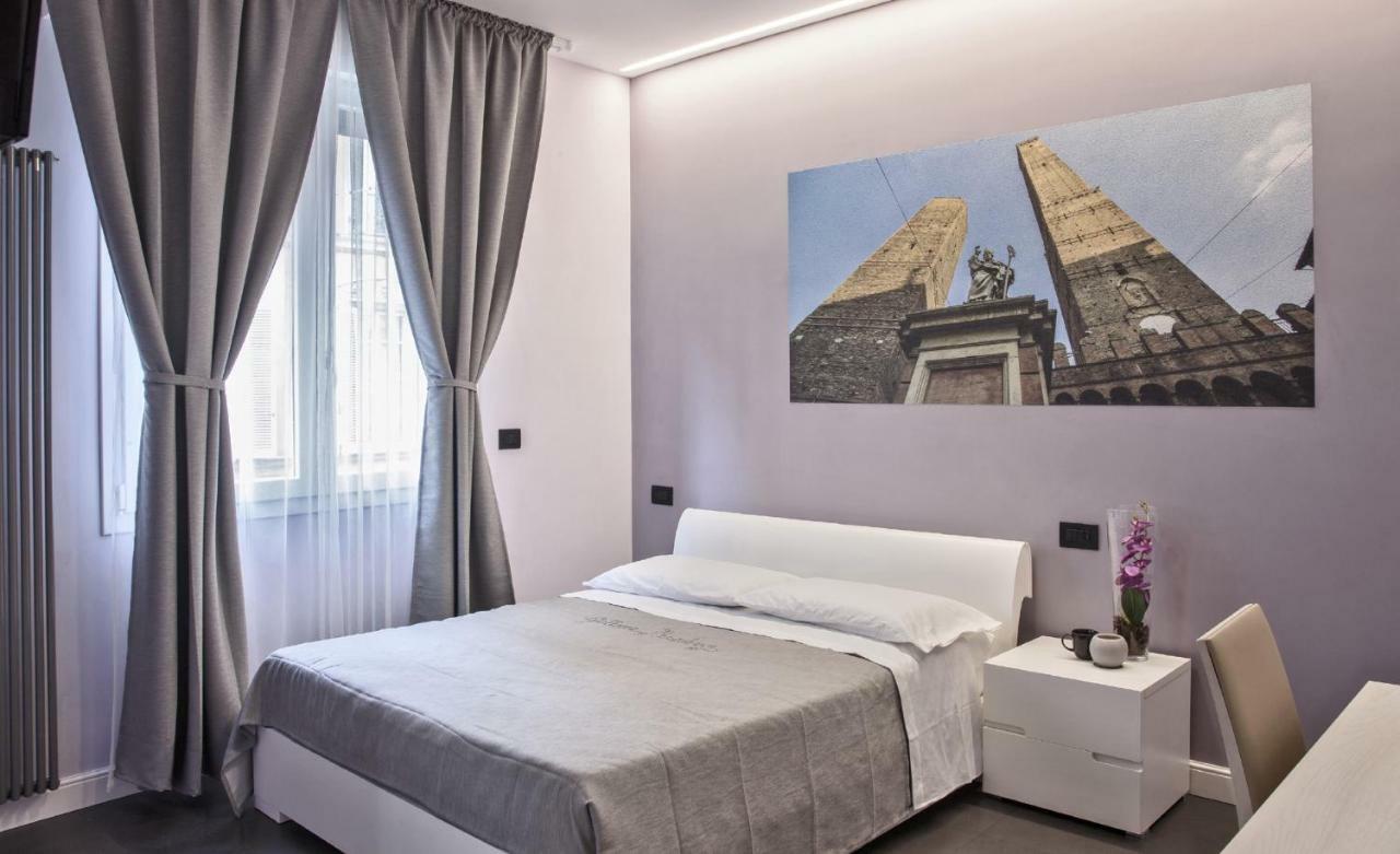 Deluxe Double Room with Private Bathroom