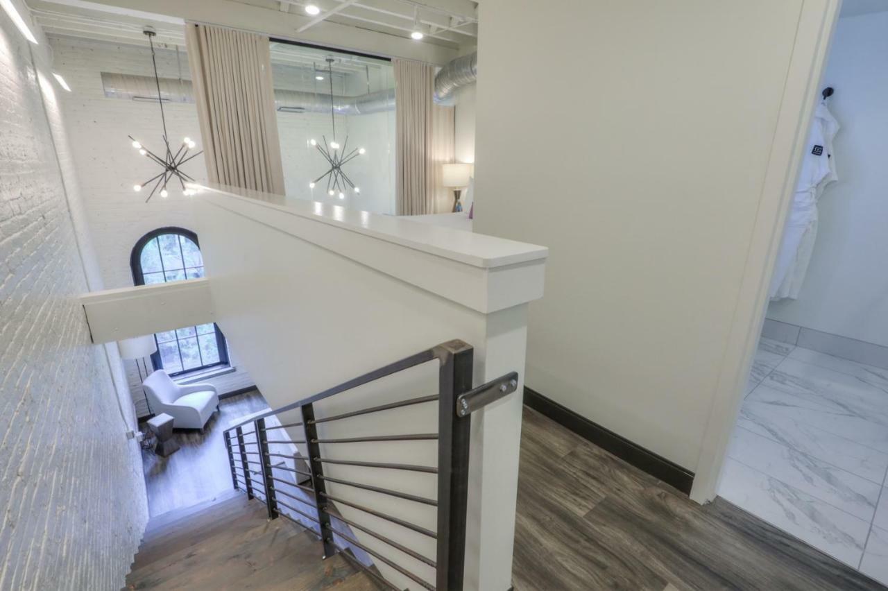Legend Loft Suite