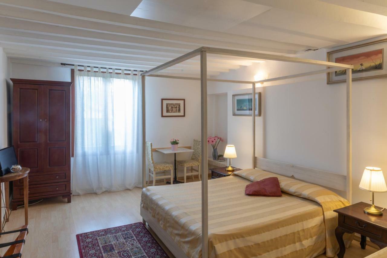 Deluxe Triple Room with Garden View