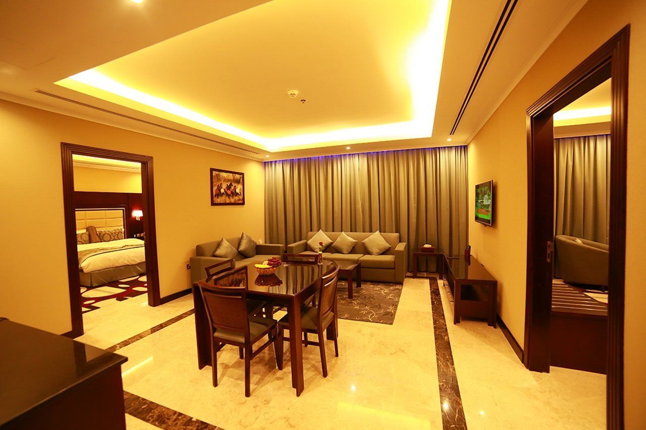 Deluxe Two-Bedroom Apartment