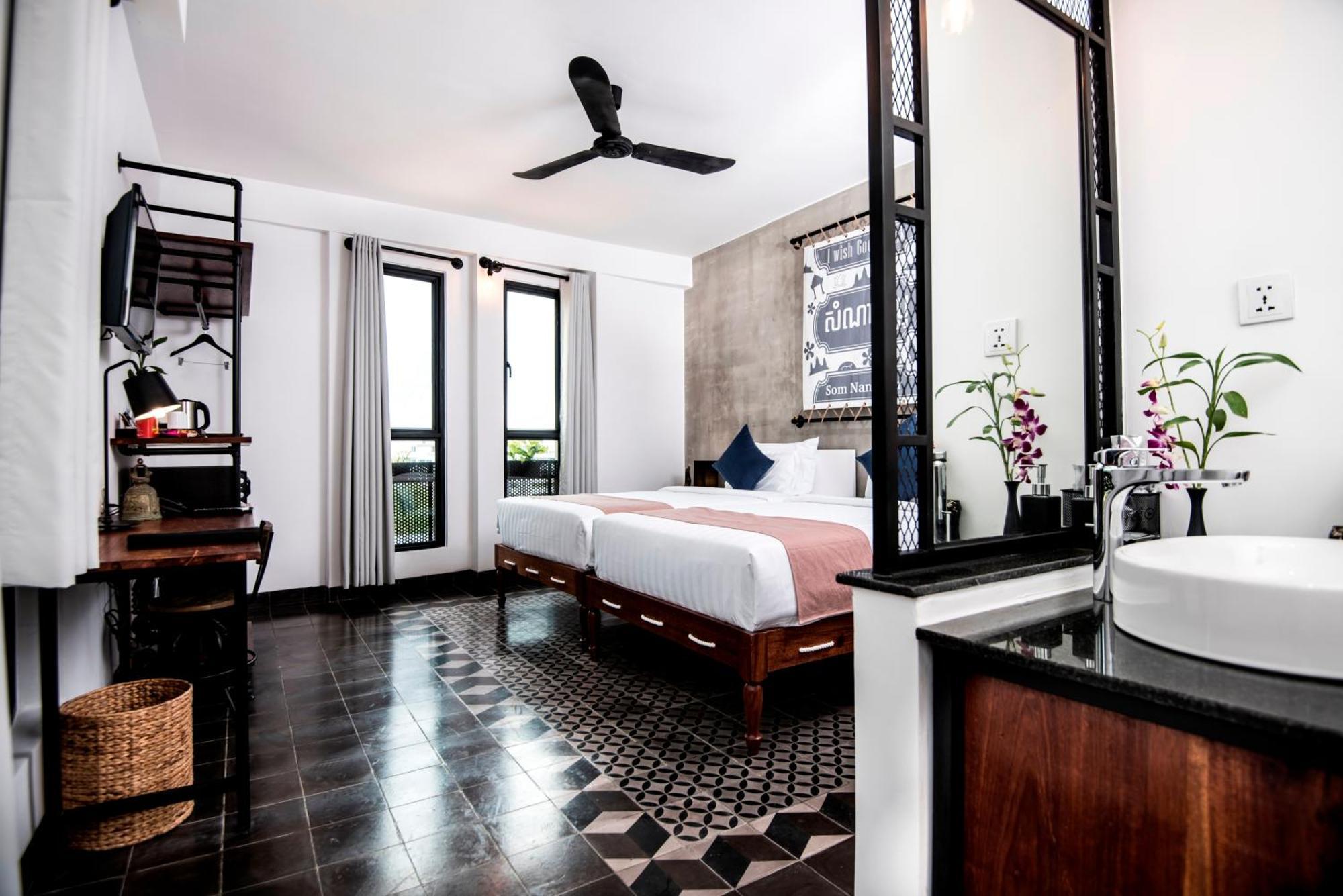 Superior Twin Room
