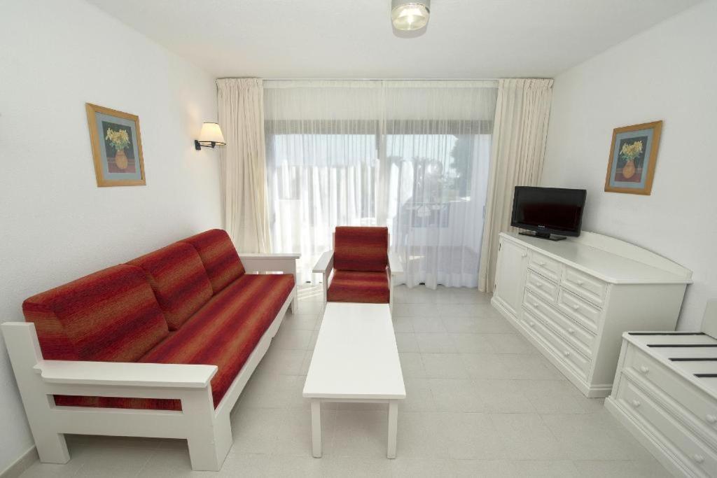 Basic Triple Room