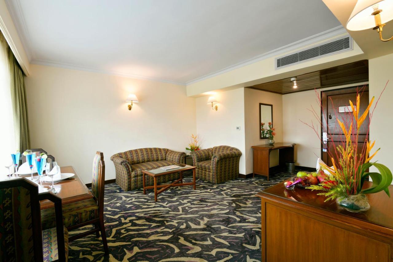 Chowringhee Suite