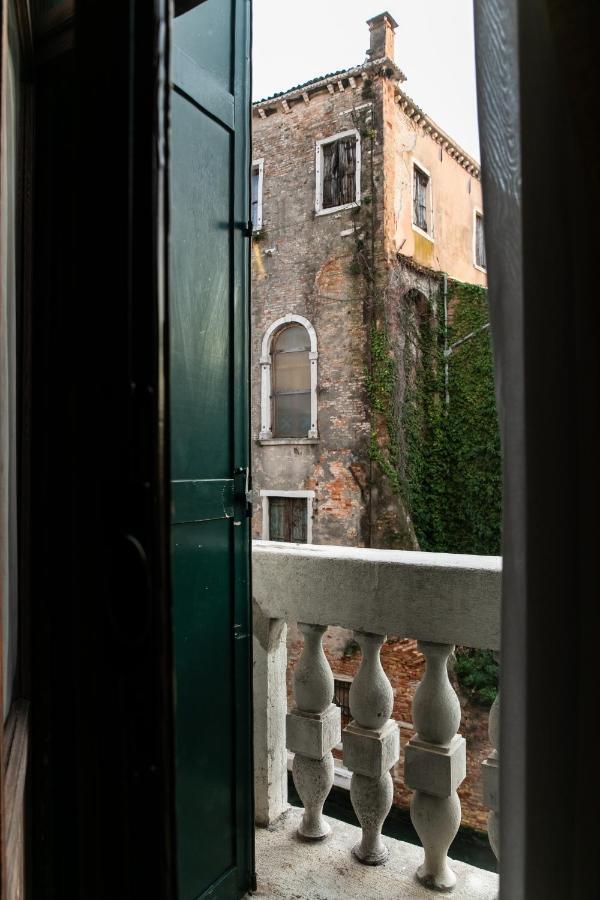 Junior Suite with Canal View