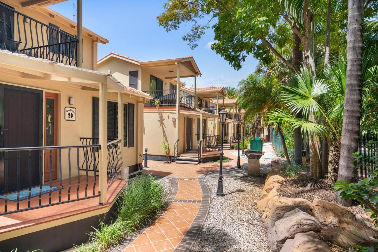 Two-Bedroom Holiday Home (Two-Story) - Macaw Mansion