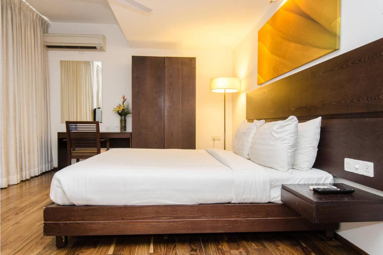 Studio,960208840:JPEG