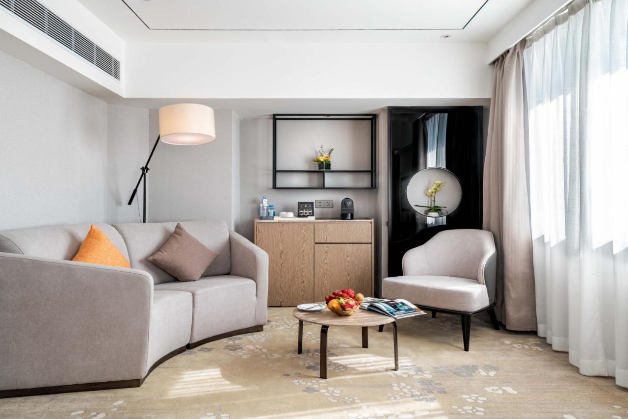 Premier King Bed Room