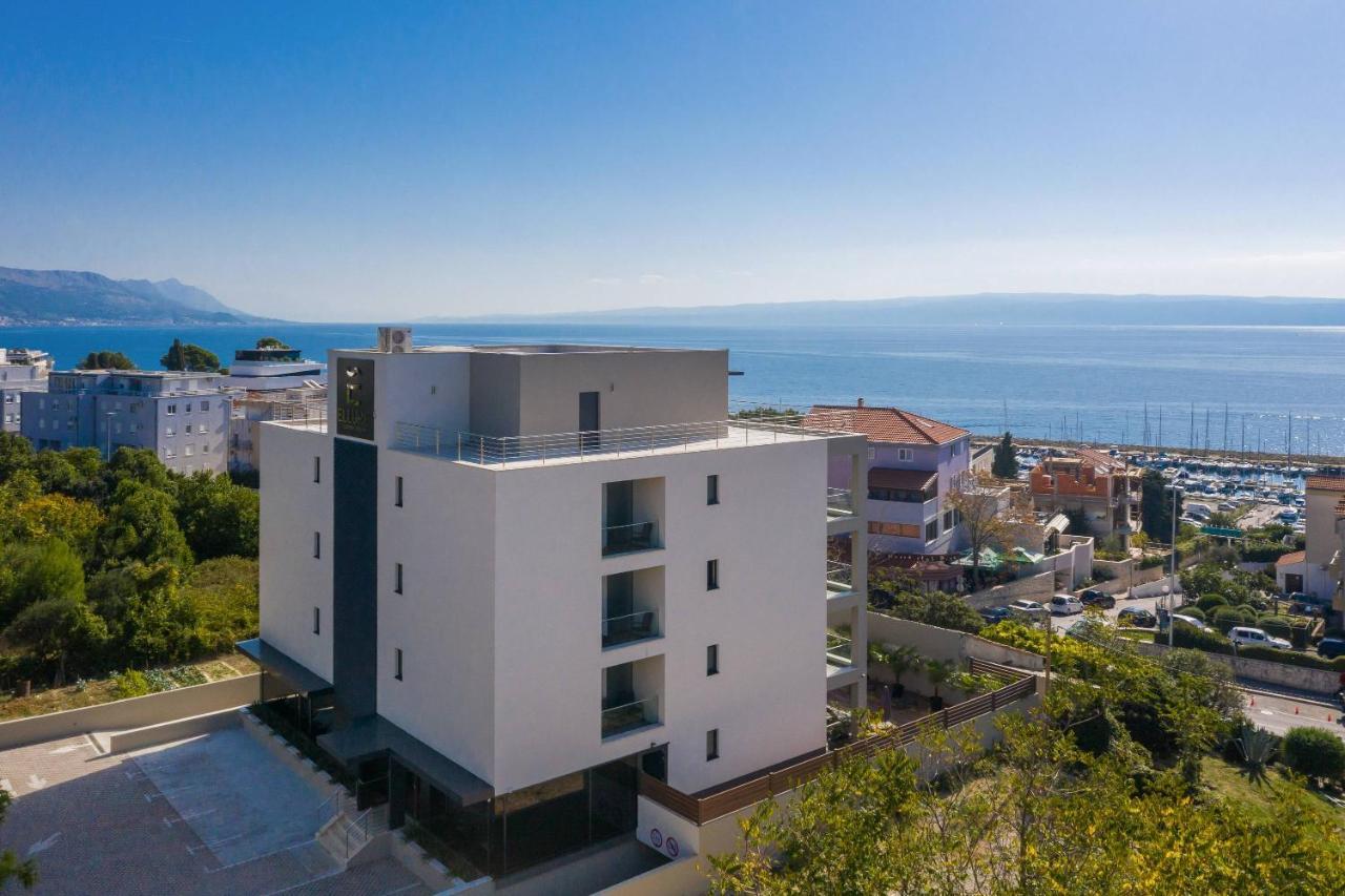 Dalma King Bed Room with Limited Sea View