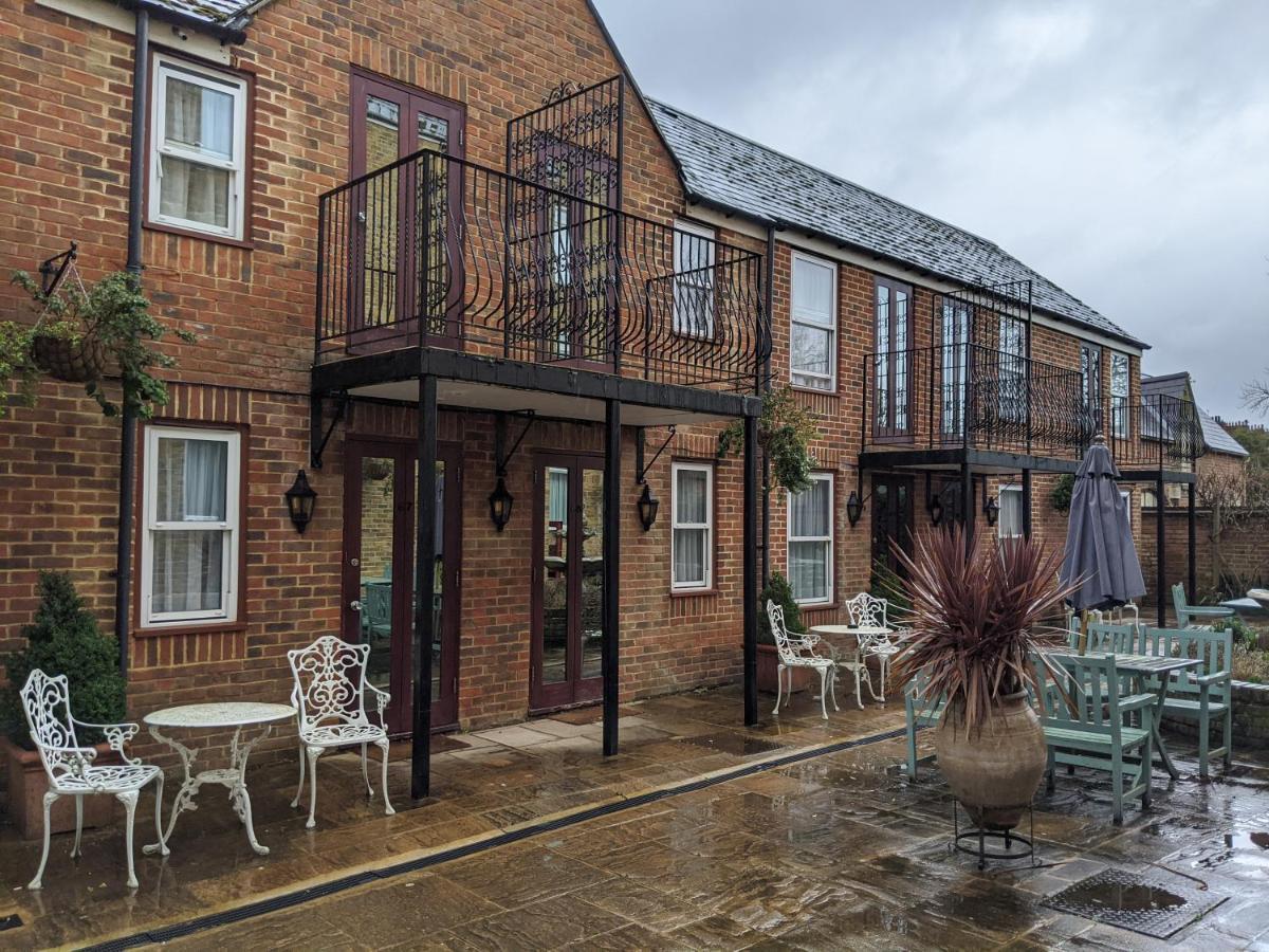 Courtyard Single Room