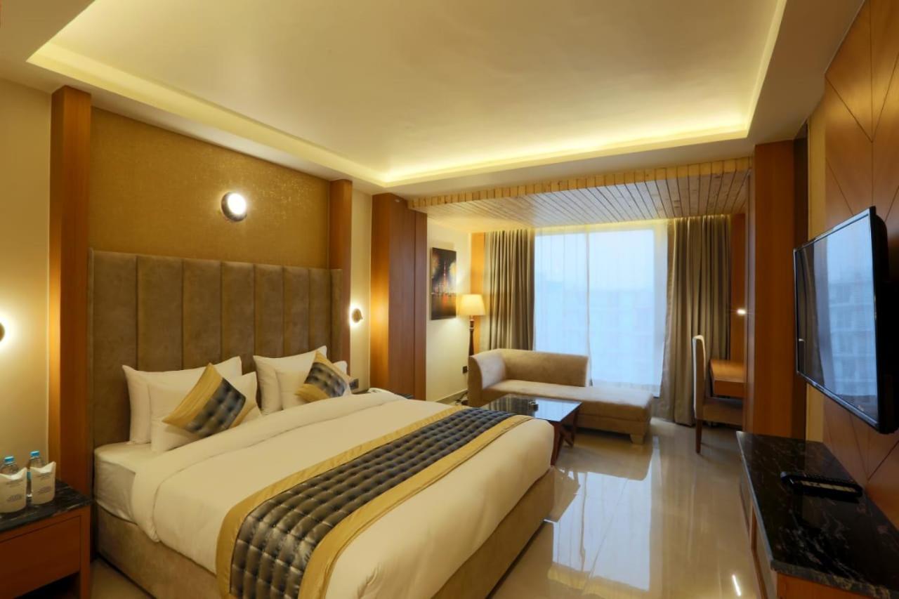 Business Double Room with Gym Access