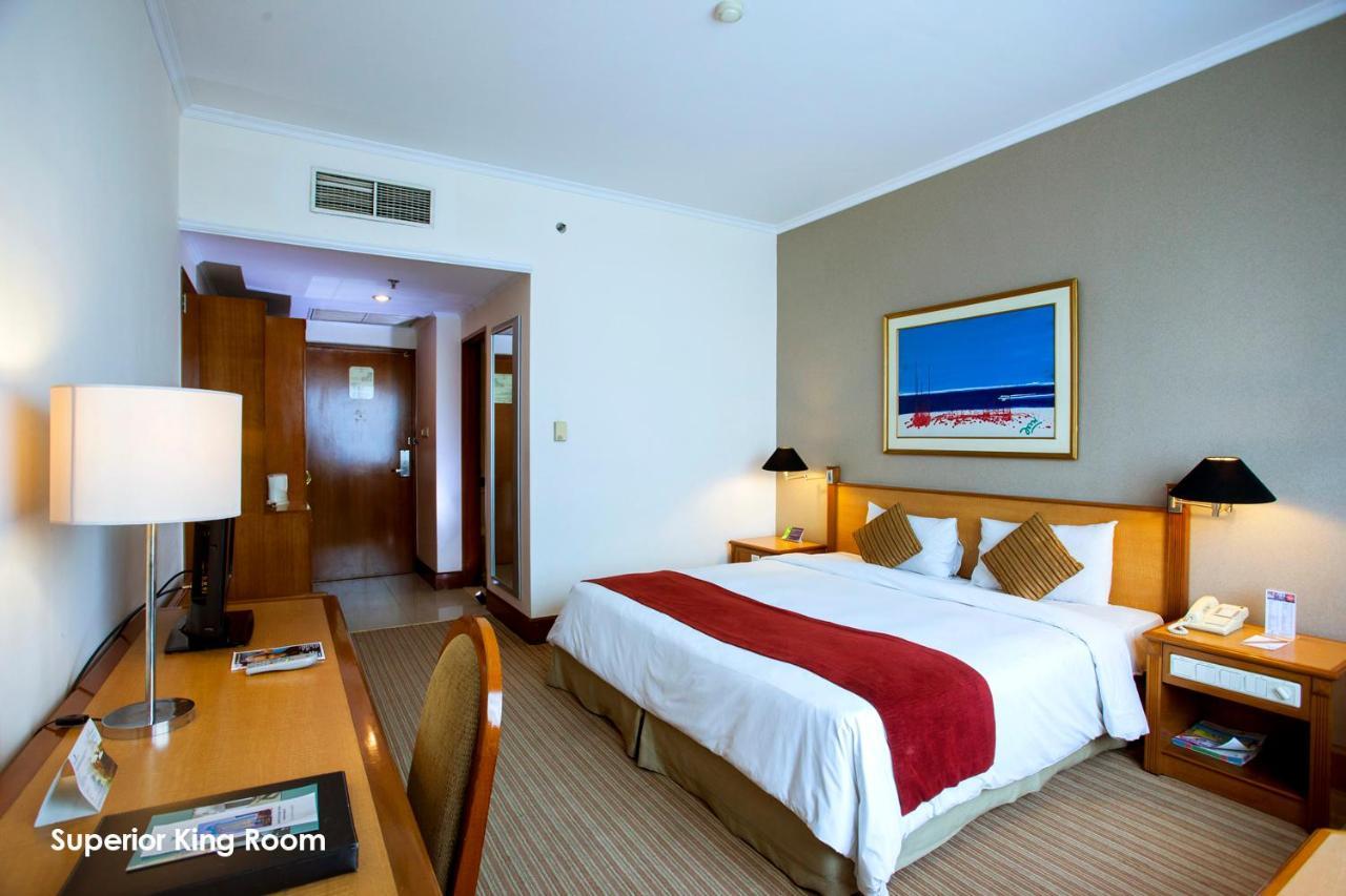 Deluxe King Room