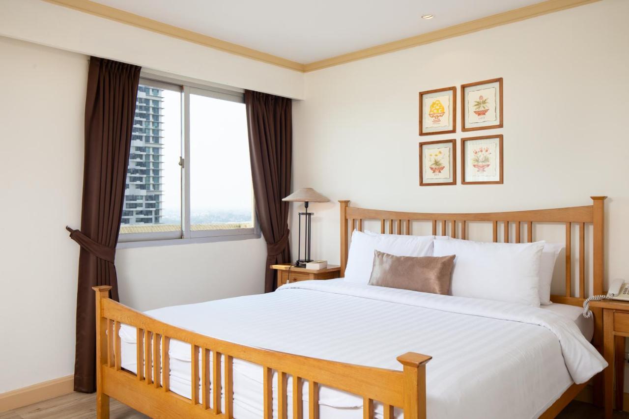 One Bedroom Deluxe