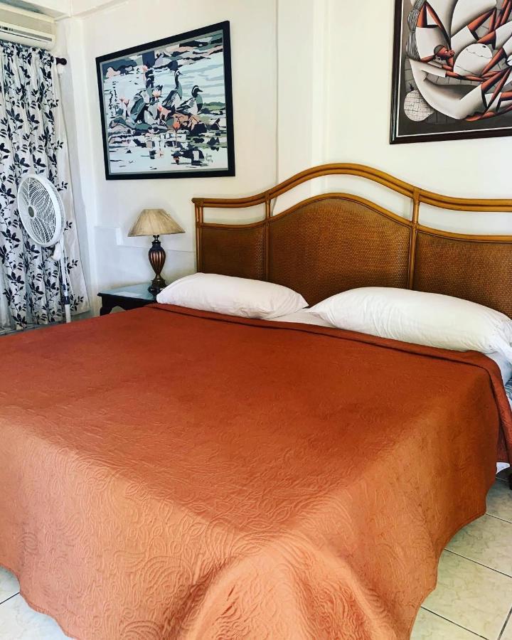 Studio Apartment with Sea View
