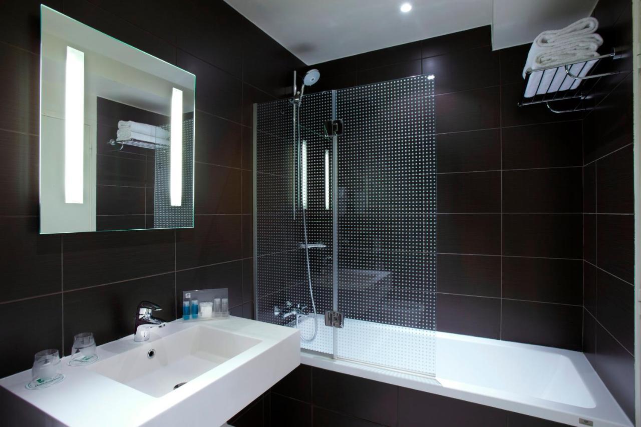 Premium Queen Room with sofa bed,1273899652:JPEG