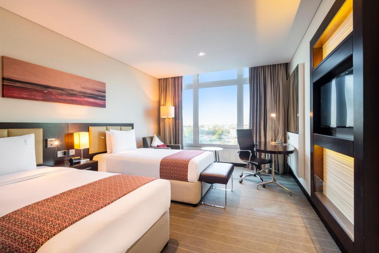 Standard Twin Room with Pool View