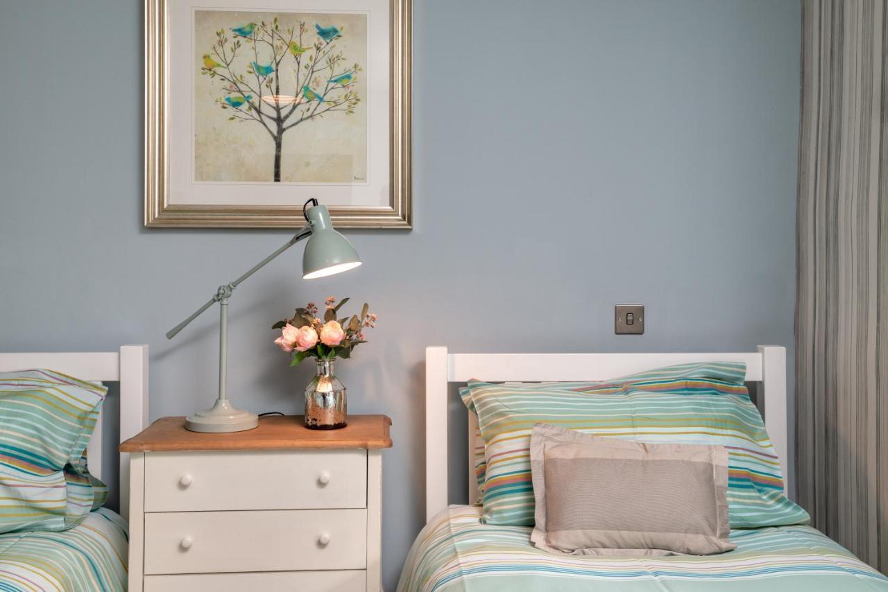 Twin Room - 2