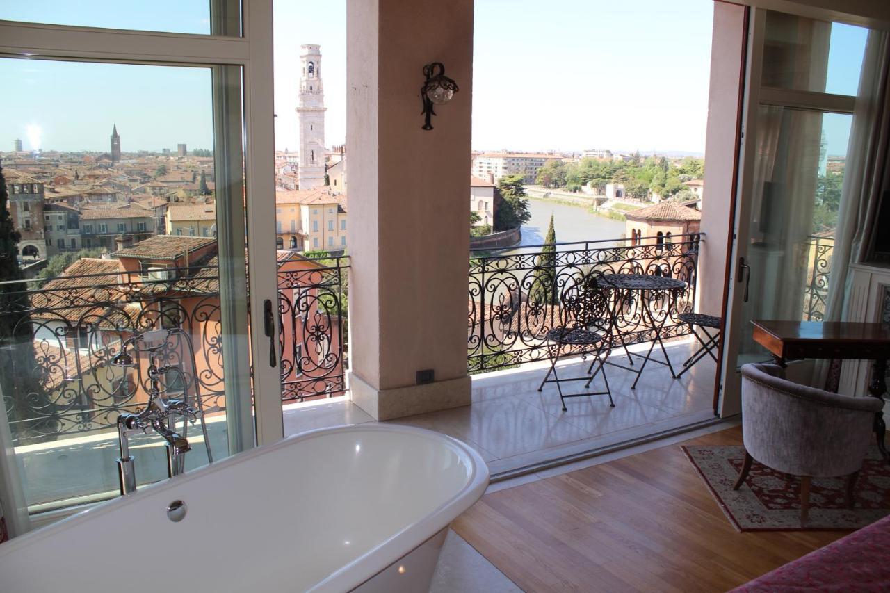 Queen Room with Balcony