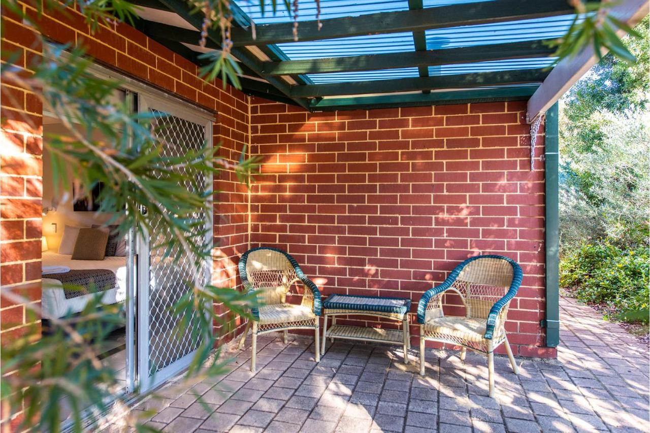 Chalet (Sleeps 4) - Non Pet Friendly,995820142:JPEG