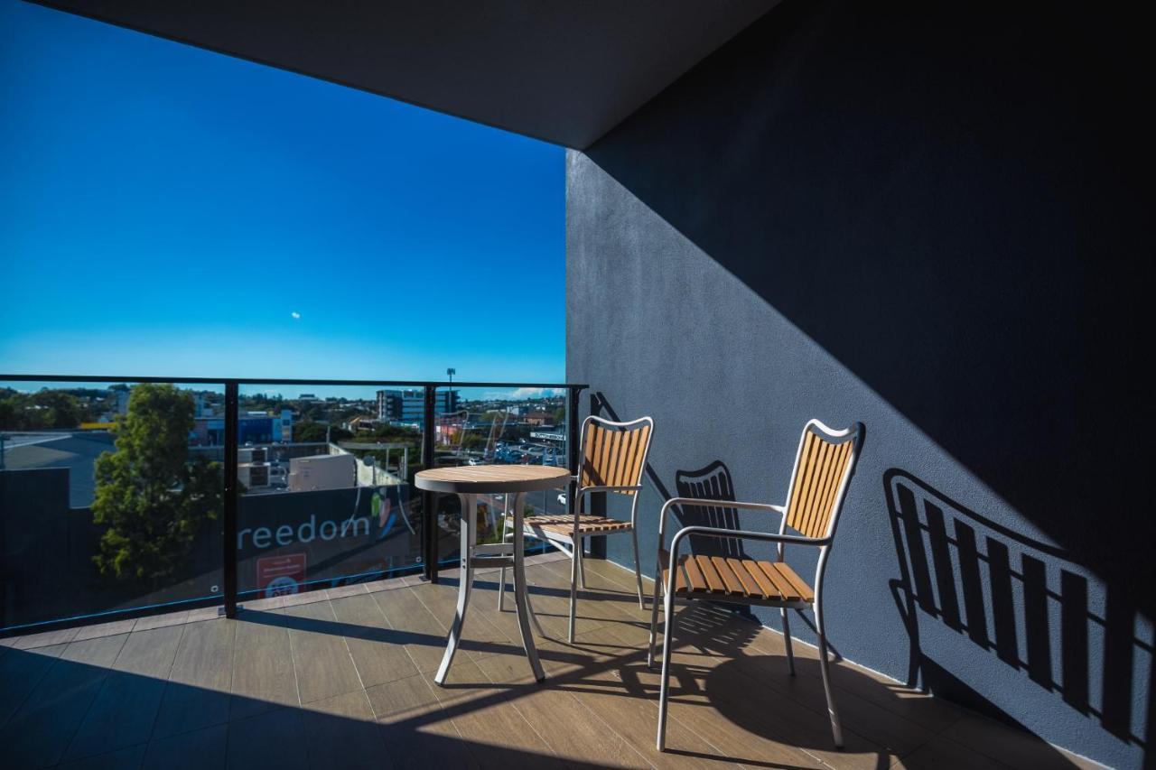 Two-Bedroom Apartment- Windsor View