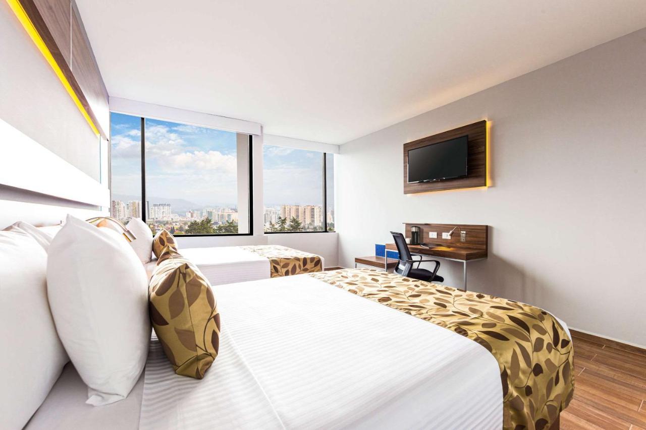Double Room with Two Double Beds - Non-Smoking