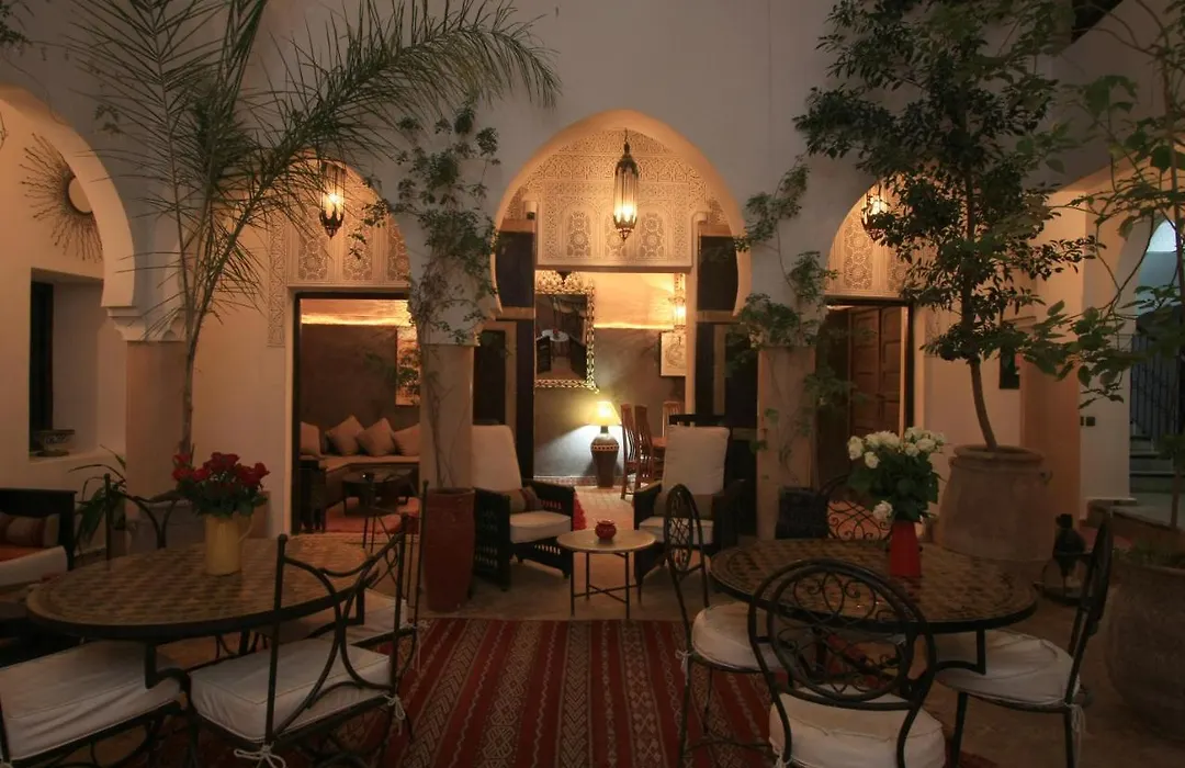 Riad Mur Akush-1