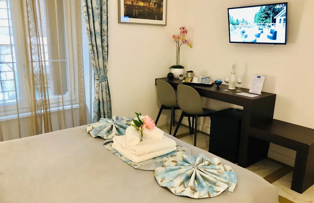 Kambal Luxury Suites-1