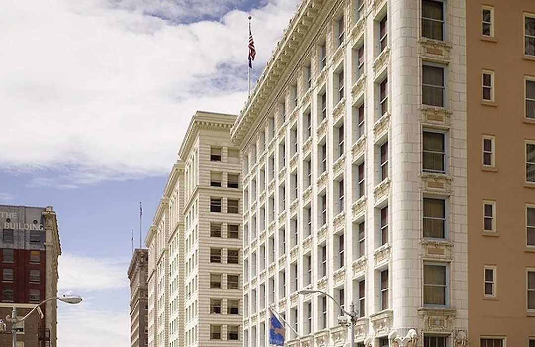 Arctic Club Hotel-1