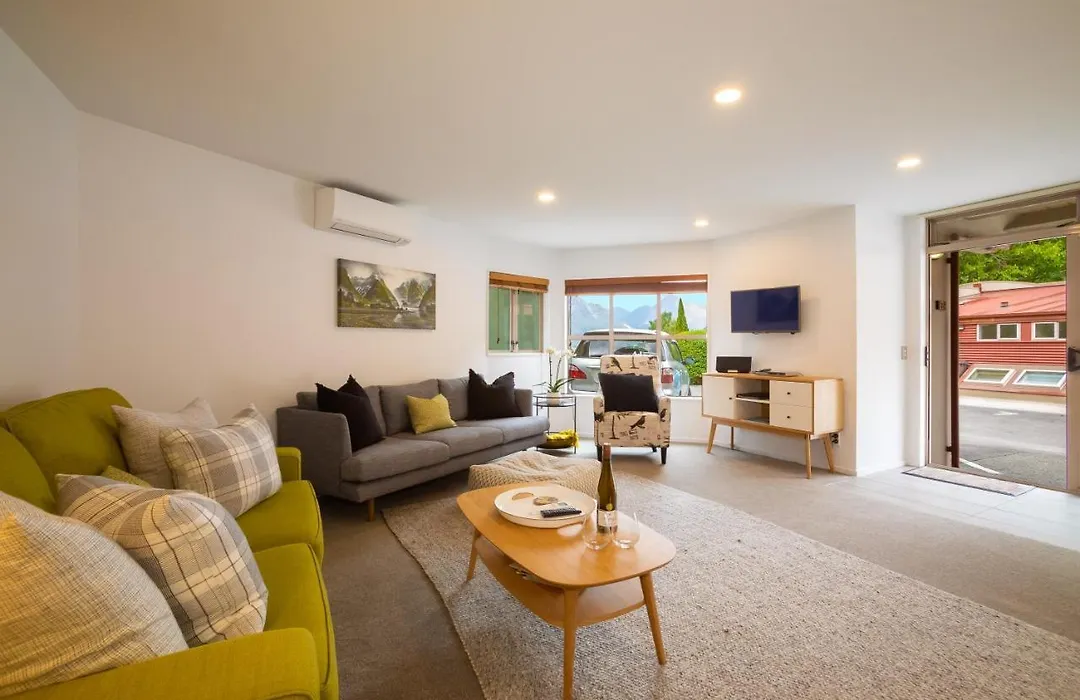 Cranbury Court Apartments-1