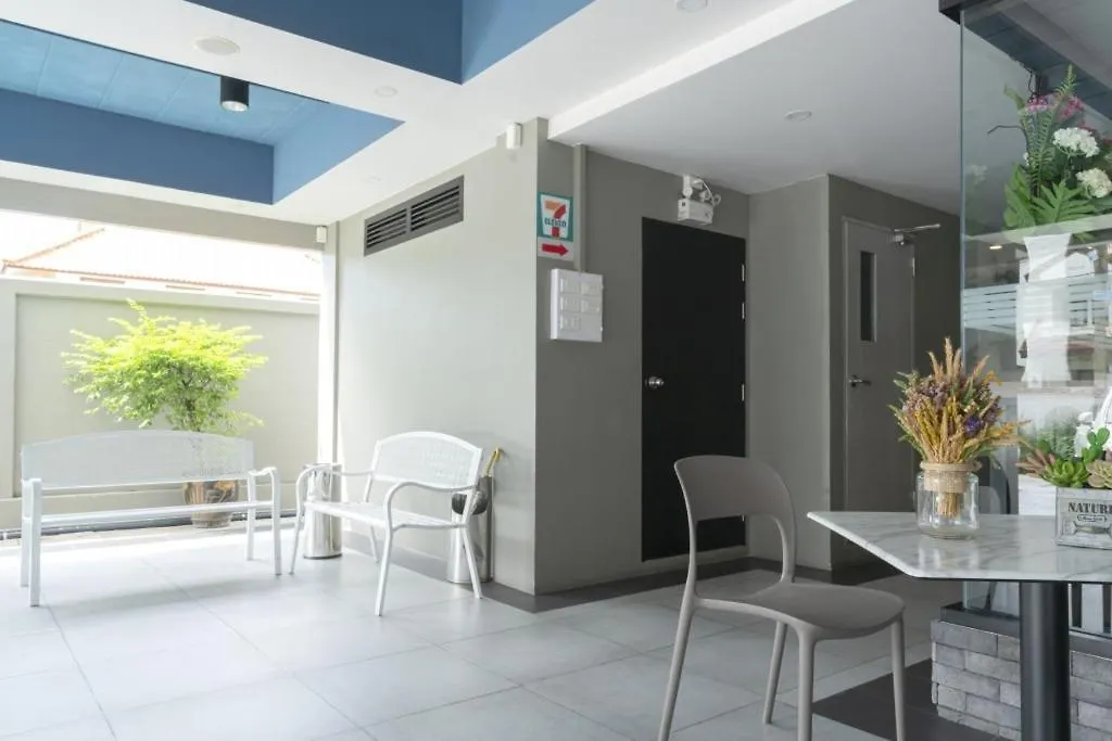 The Home Hotel Sha-1