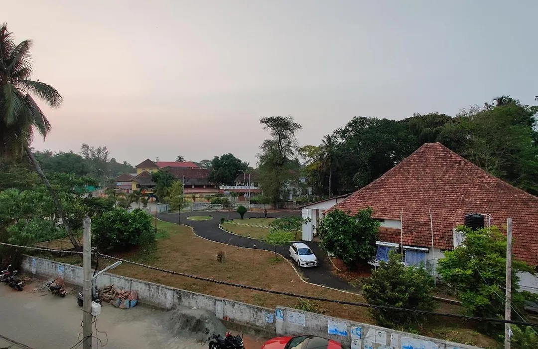 Calvin'S Inn-1