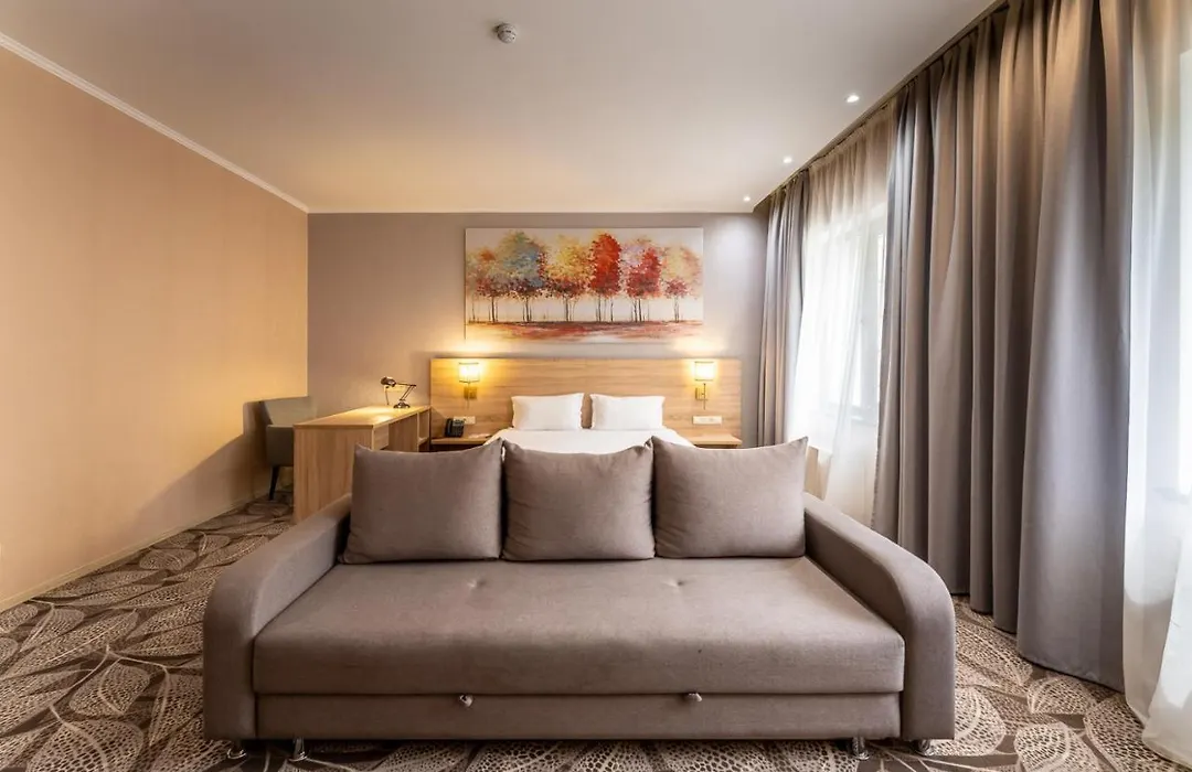 Renion Park Hotel-1