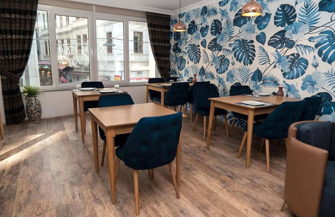 Nevi Hotel & Suites Istanbul Taksim-1