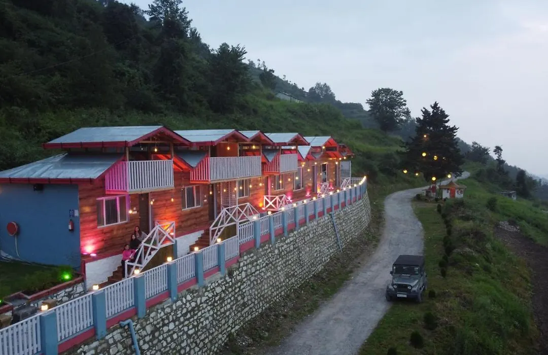 Rooftop Cottages & Restaurant, Pangot-1