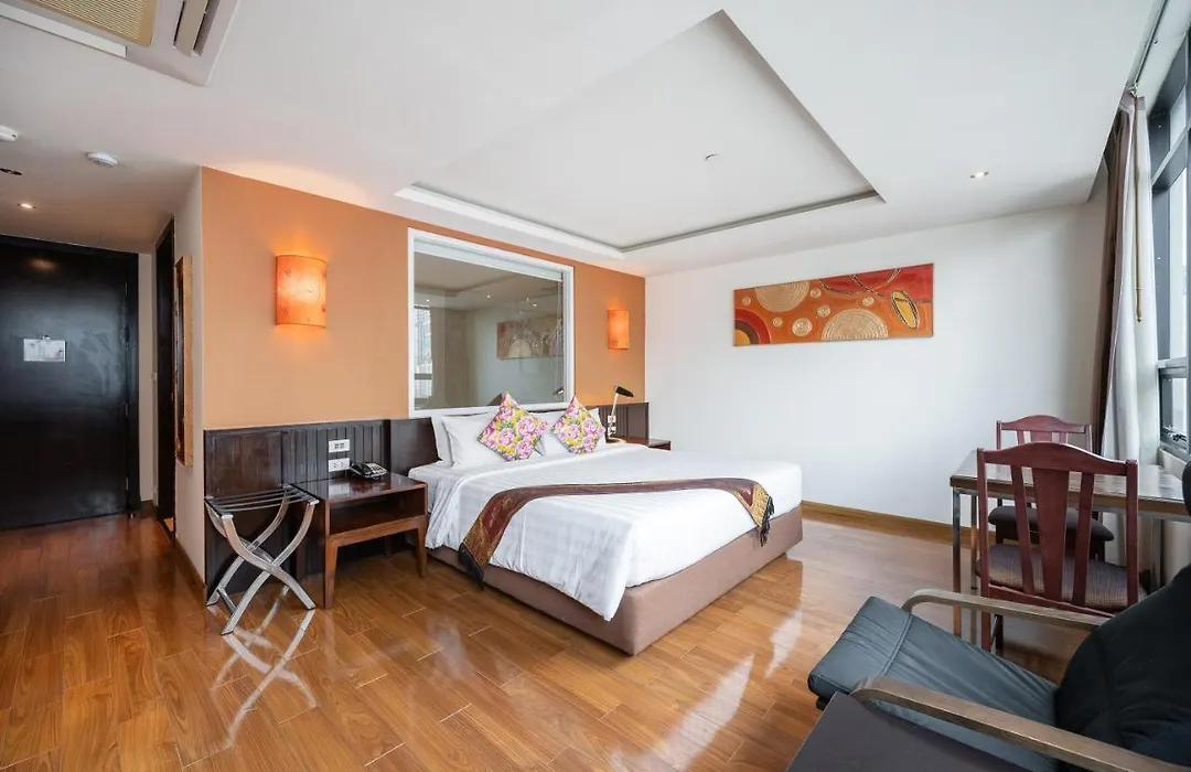 Hotel Mermaid Bangkok-1