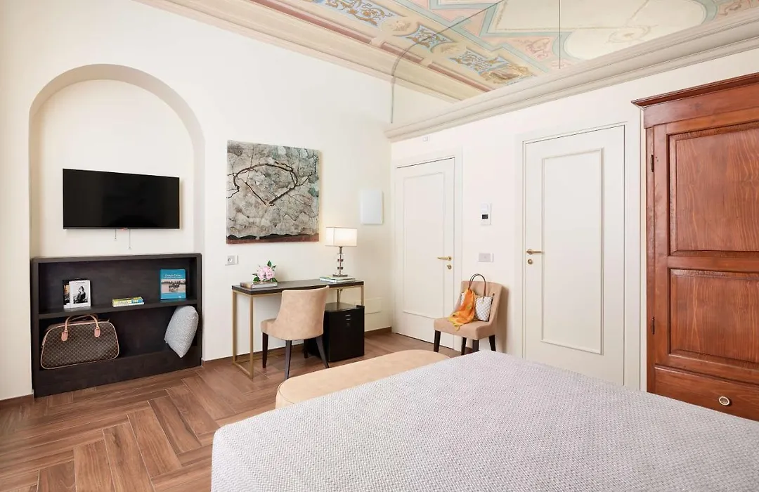 Residenza Mondragone-1