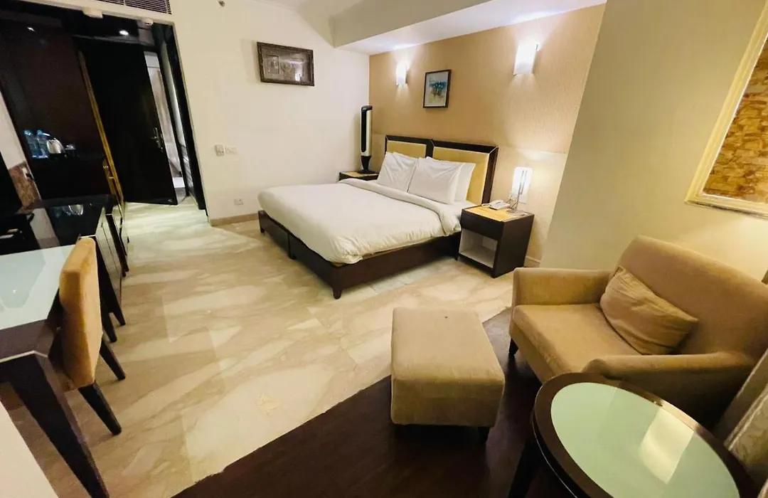 Venizia Sarovar Portico-1