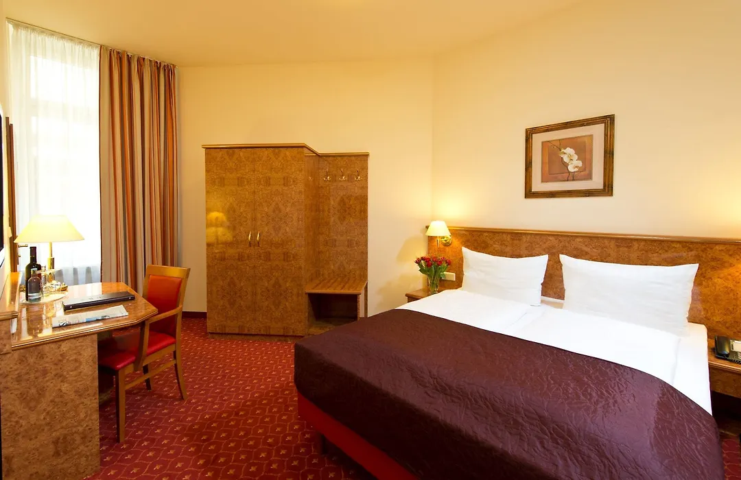 Hotel & Apartments Zarenhof Berlin Friedrichshain-1