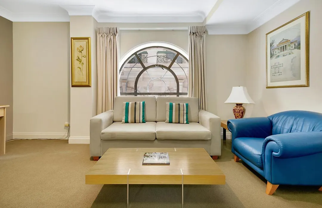 Manor Apartment Hotel-1